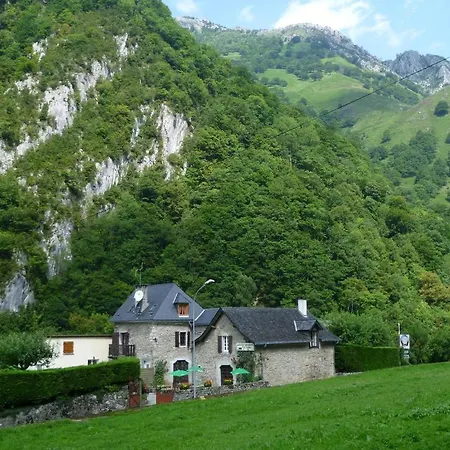 Bed & Breakfast Auberge Cavaliere, Chambres D'Hotes Lourdes